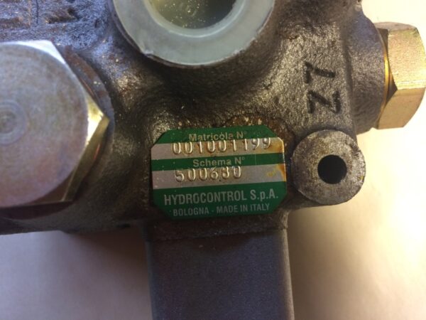 Direction Valve (Manual) - Model No.